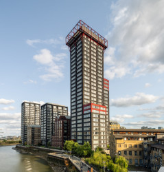 V realizaci Good Luck Hope Development byl použit systém Aluprof MB-FERROLINE.