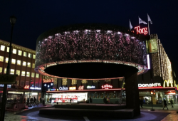 Buben na náměstí, Trondheim, Norsko