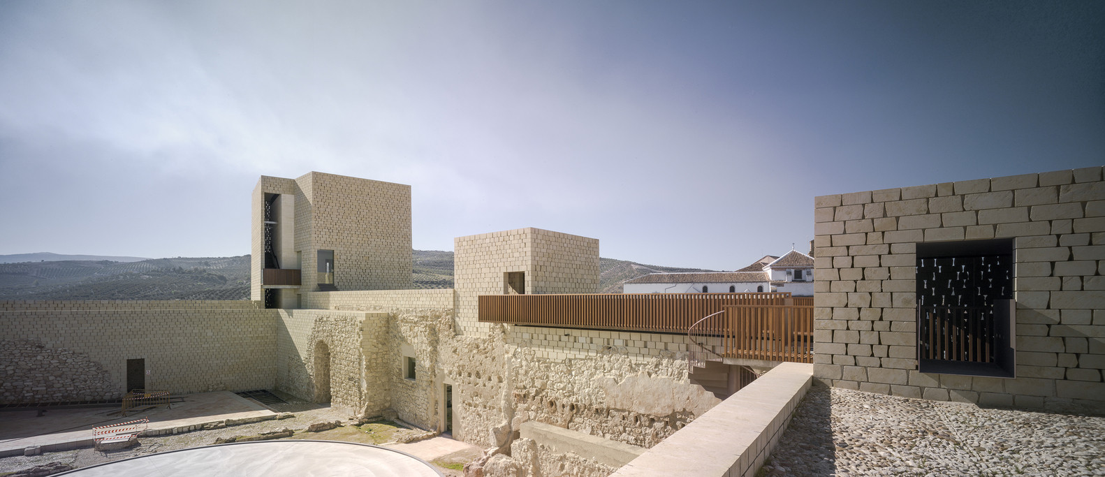 Hrad Baena, José Manuel López Osorio, Španělsko, 2006-2015 © Jesús Granada