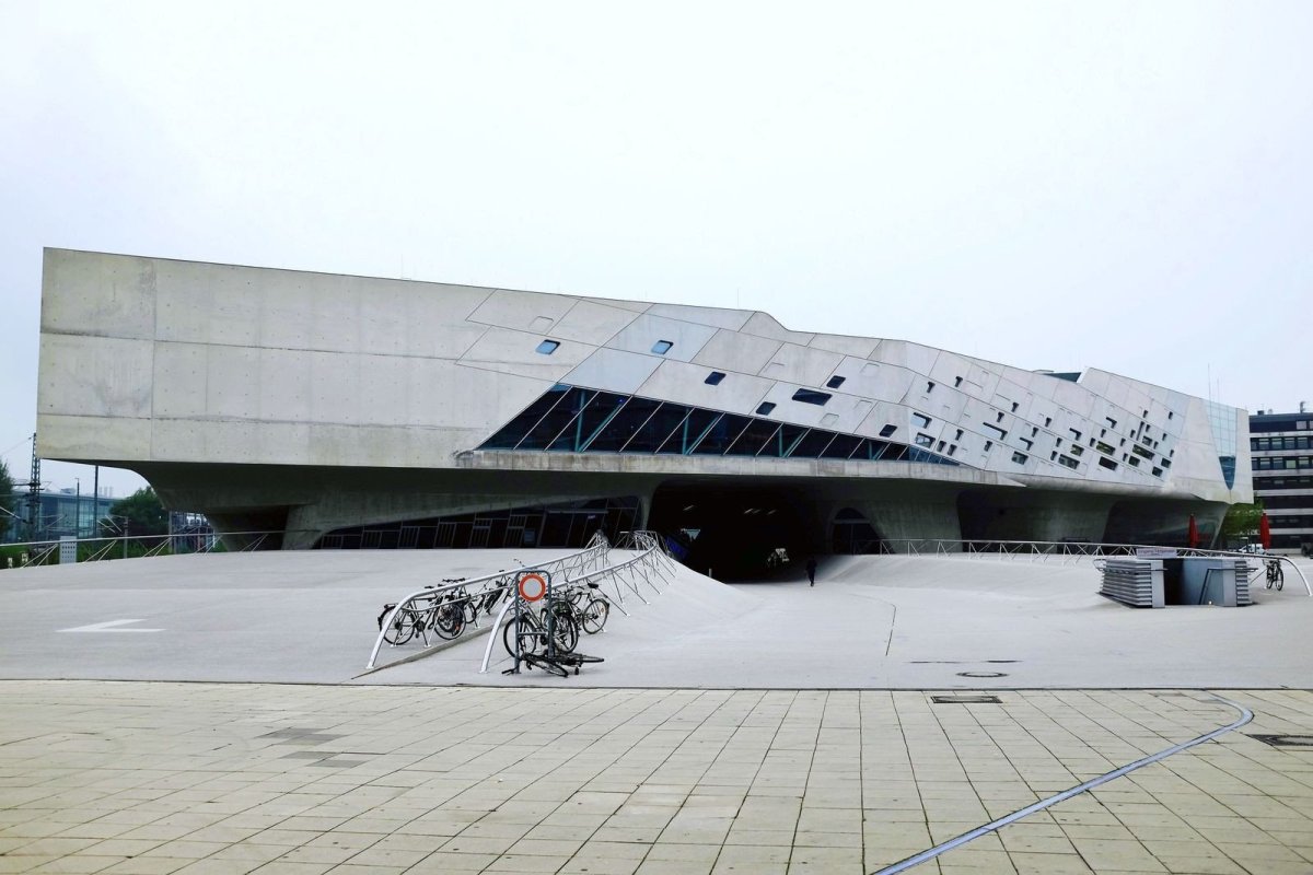 Vědecké centrum Phaeno, Wolfsburg, 2000-20005, foto