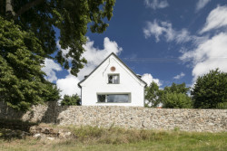 Rekonstrukce stodoly ve Středních Čechách, Studio Raketoplán