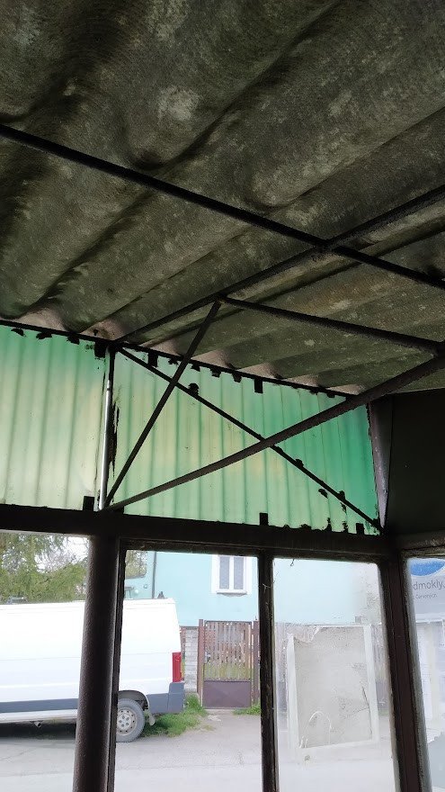 Původni stav