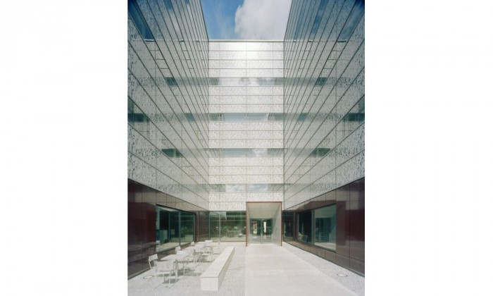 Frami D office house, OOPEAA