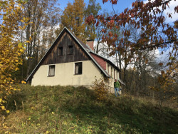 Chata pod Bukovou, stav před rekonstrukcí. Foto: Mjölk architekti