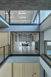 Výrobní a administrativní objekt firmy Pilana Karbid v Hulíně, Ellement architects