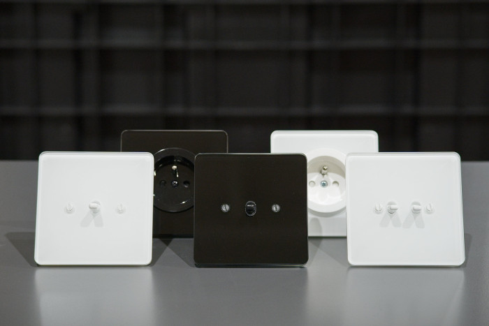 Nové páčkové vypínače a zásuvky NEXA