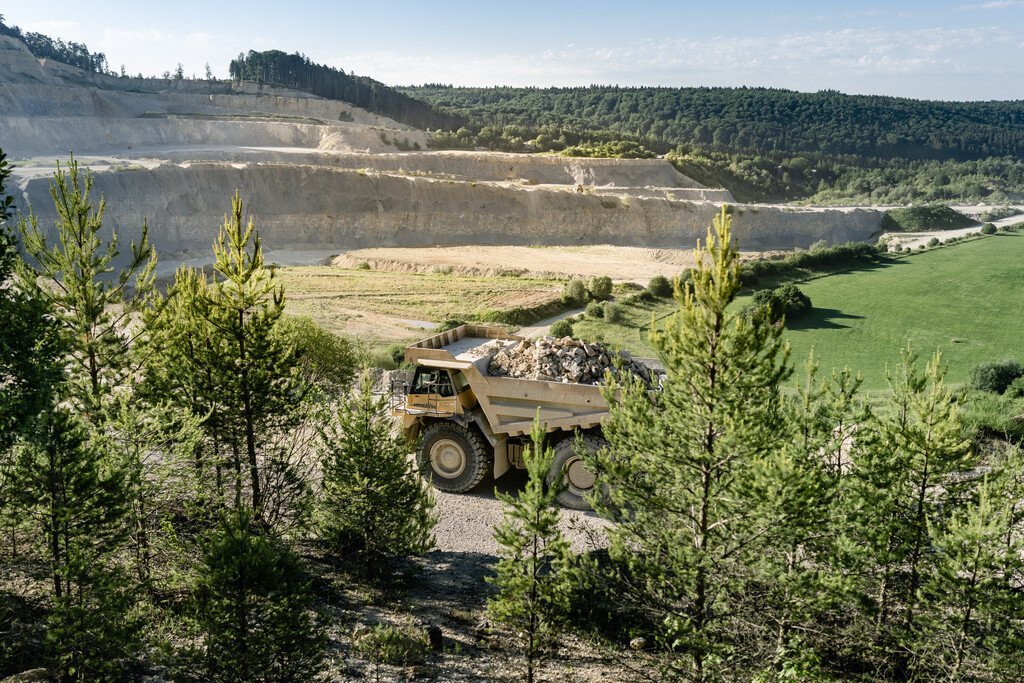HeidelbergCement prochází změnou značky na Heidelberg Materials.