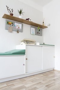 Studio Schwestern, Dětská ordinace v Revoluční – foto