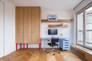Pracovna může fungovat zároveň jako dětská herna nebo pokoj pro hosty