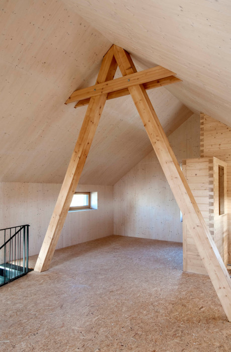 Vinohradnický dům na Zoboru, ateliér VAN JARINA