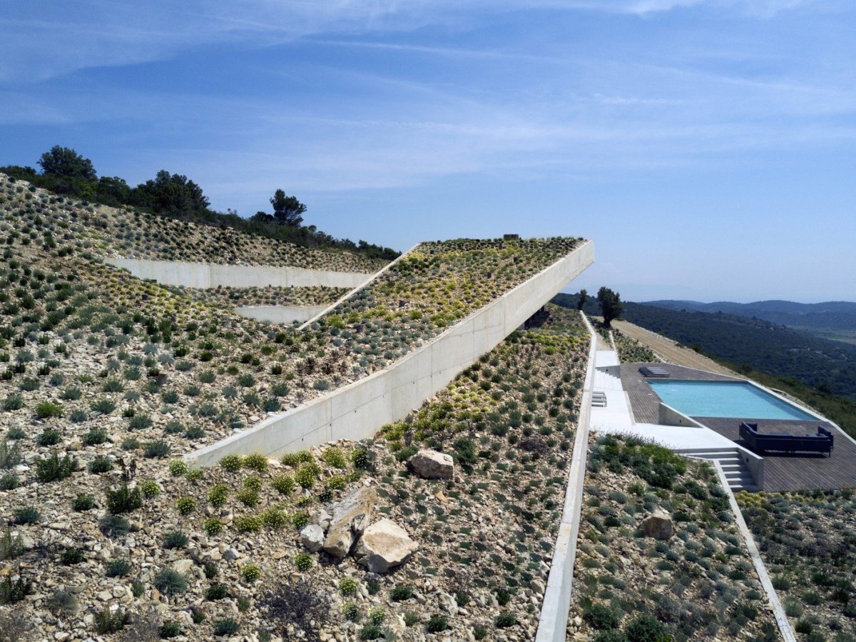 Víkendová vila Issa Megaron na chorvatském ostrově Vis, architekt Davor Matekovic