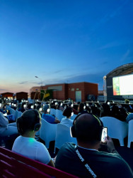 Letní kino na střeše galerie Vaňkovka v Brně