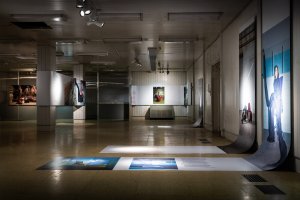 Vitra a UMPRUM, instalace Myslitelé, hlavní cena Designblok