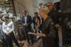 Studio Mimolit uvedlo v prostorách holešovického showroomu Konsepti výstavu Spřízněné duše