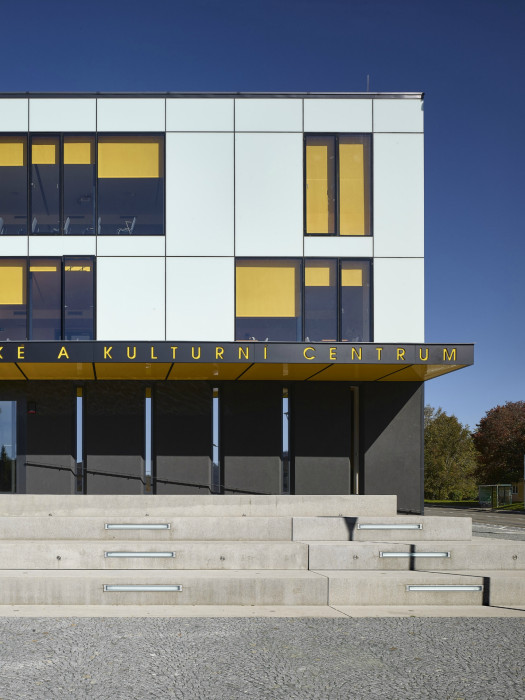 Společenské a kulturní centrum Kuřim, ARCHTEAM