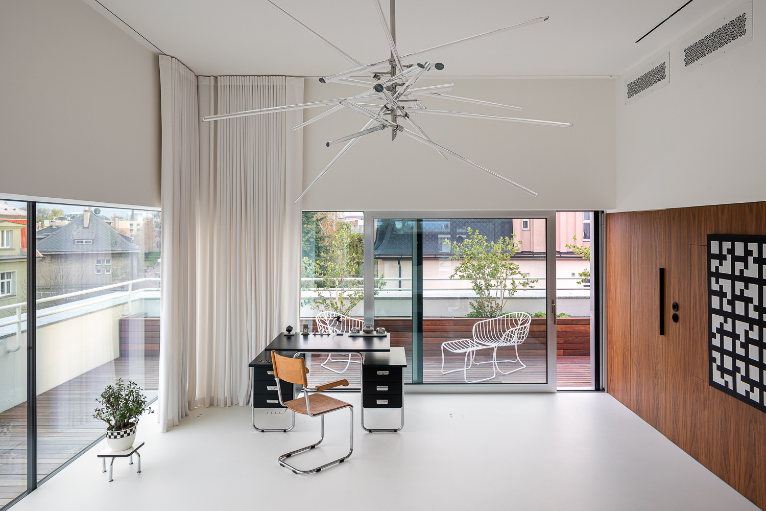 Ateliéry StudioPAB a mimokolektiv se ujali rekonstrukce historické funkcionalistické vily v Olomouci