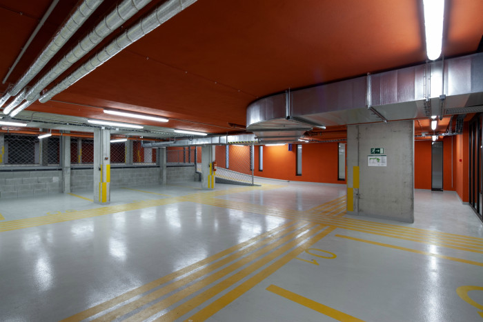 Bytový dům Sámova, Znamení čtyř - architekti