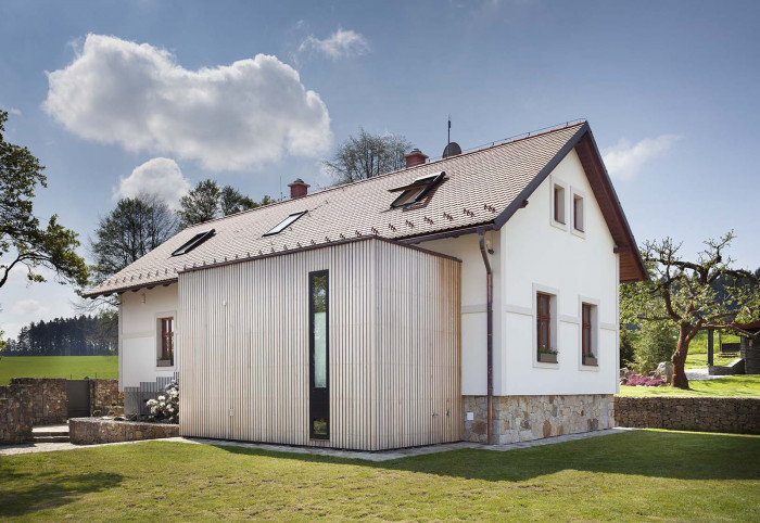 Rekonstrukce chalupy u Blaníku, OK Plan Architects