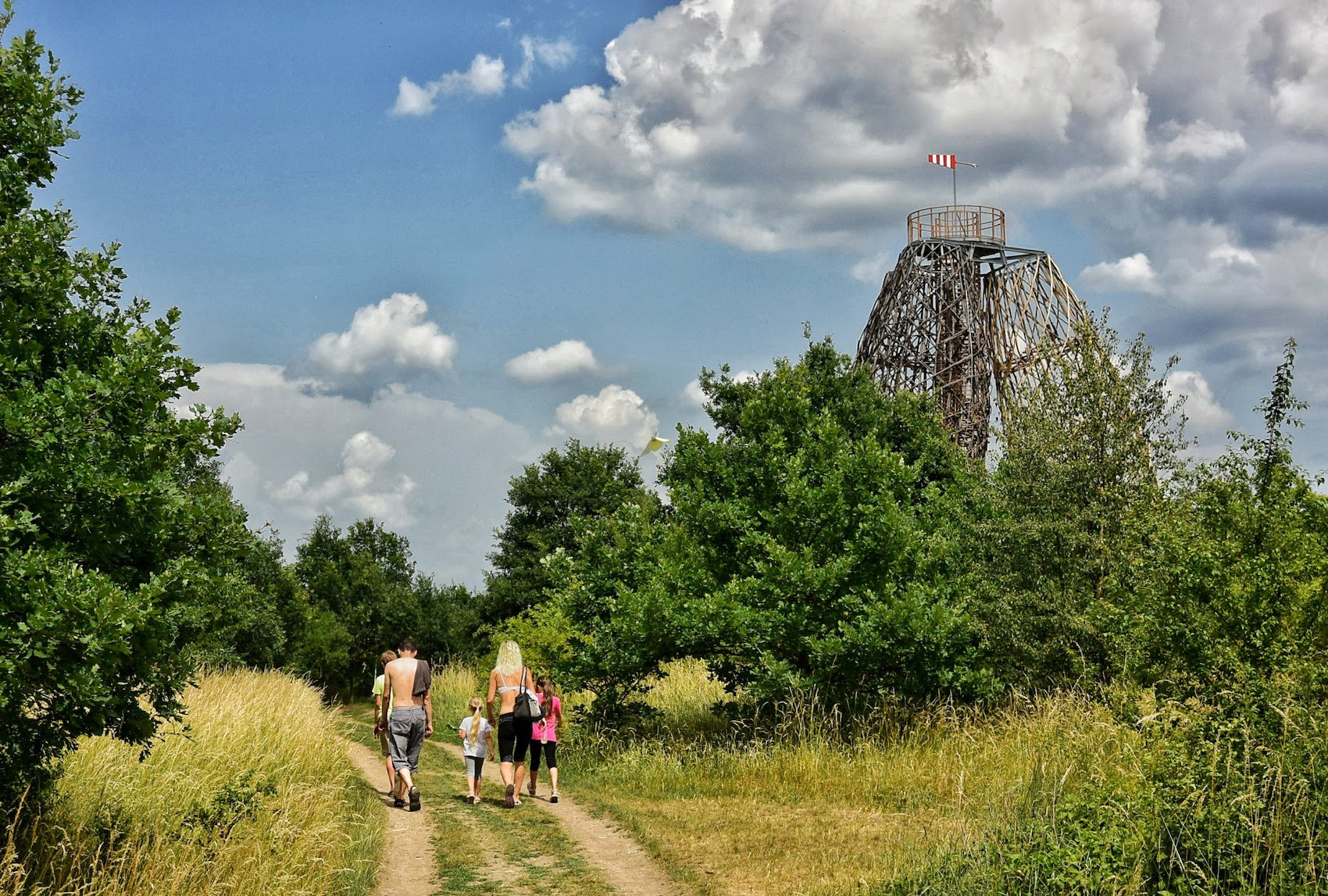 Věž Doubravka, Huť architektury Martin Rajniš