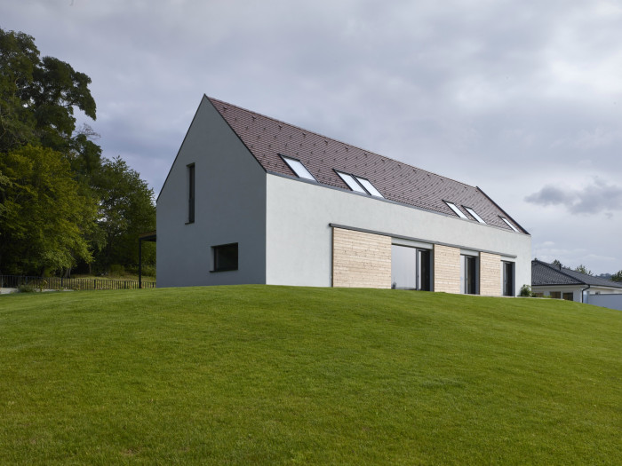 Vidiecky dom J, ARCHITEKTI Mikulaj & Mikulajova,