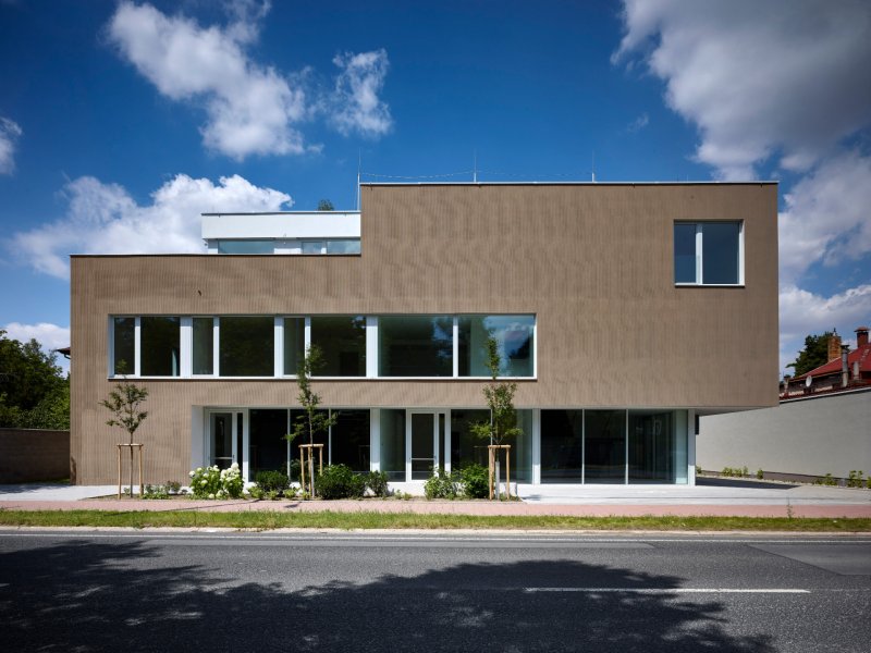 Bytový dům Klánovické Atrium, VYŠEHRAD atelier / Pavel Marek, Zdeněk Rychtařík, Martin Šafránek, Jiří Smolík, Vojtěch Lstibůrek