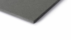 Vzhled nových fasádních desek Cembrit Patina Rough je inspirován krásou mořských útesů ve Skandinávii, uklidňujícími barvami skal a písku, foto