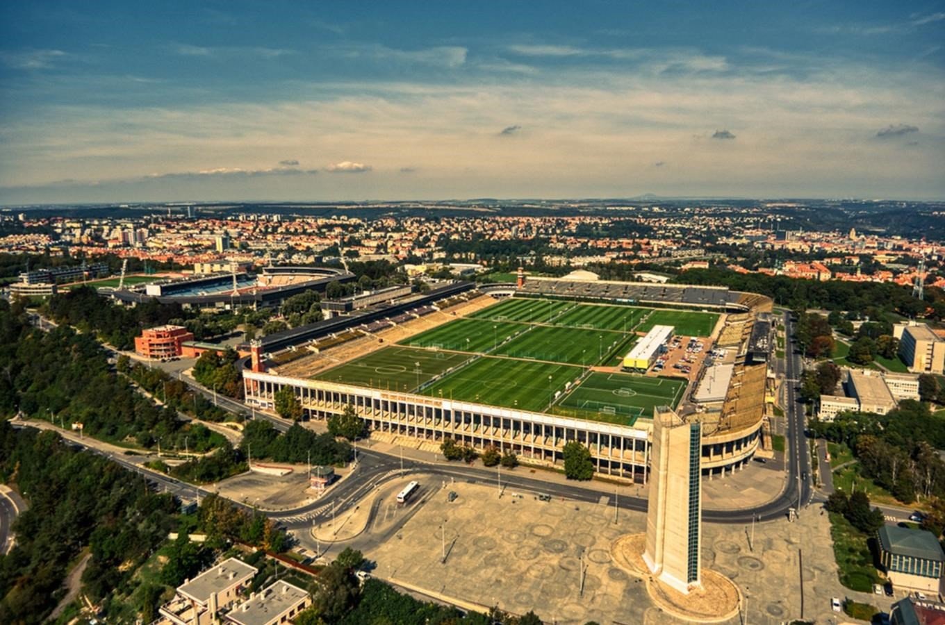 Velký strahovský stadion