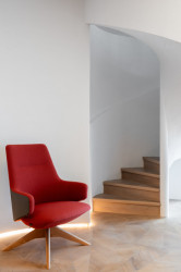 Na třech podlažích Atelieru Bohemia najdou návštěvníci to nejlepší z českého interiérového designu.