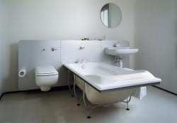 Výstava Interiérový dialog představí jednu z prvních realizací Jana Kaplického - londýnský interiér bytu Deyana Sudjice