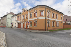 Ordinace lékařů s bytovou jednotkou