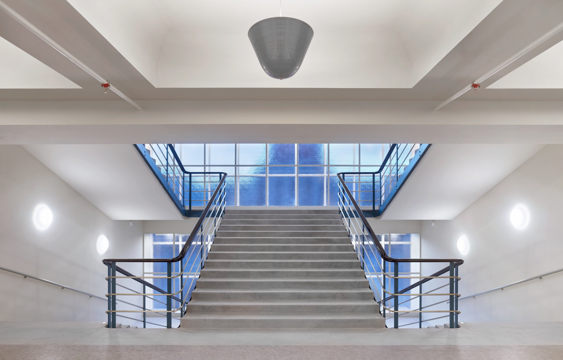 Budova Elektrických podniků v Praze-Holešovicích po rekonstrukci od studia TaK Architects