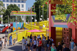 Ve Fluxu se stále něco děje. (Morag Myerscough, FLUX - oživení veřejného prostoru v Mnichově)