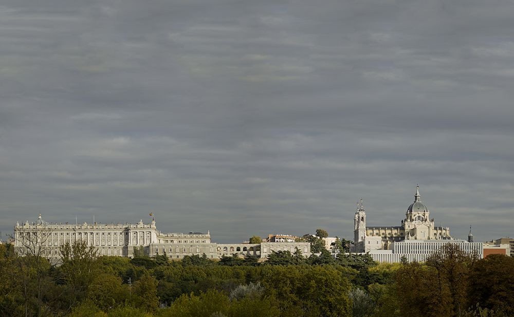 Emilio Tuñón Architects, Mansilla + Tuñón Arquitectos, ukázka přirozeného napojení na Královský palác, foto