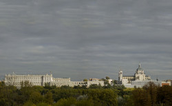 Emilio Tuñón Architects, Mansilla + Tuñón Arquitectos, ukázka přirozeného napojení na Královský palác, foto