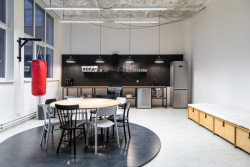 Zlínské kanceláře KHS, Studio COSMO