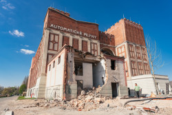 Fotografie z průběhu stavby