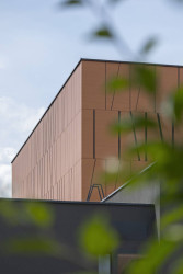 Košické studio DGA zrekonstruovalo budovu Rozhlasu a televize Slovenska v Košicích.