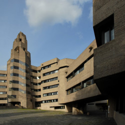 Radnice v Bensbergu od Gottfrieda a Elisabeth Böhm (1962-1967)