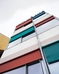 Studio Fala navrhlo v portugalském Portu netradiční rodinný dům