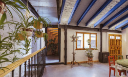 Proměna hospodářských staveb na bydlení, OOIIO architecture