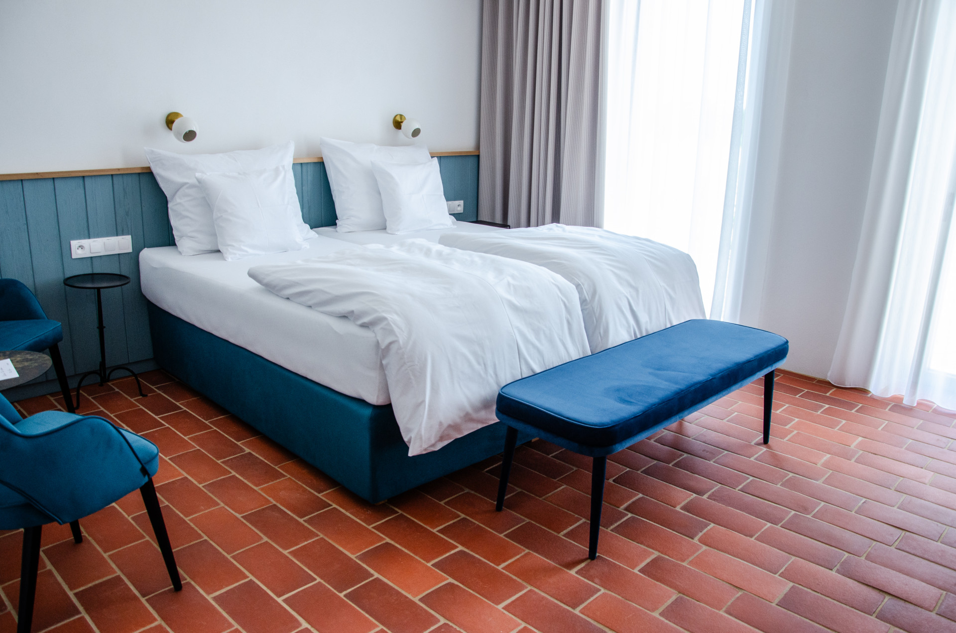 Vinařství Thaya od Jakub Cigler Architekti na jižní Moravě