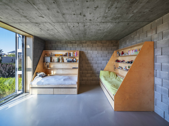 Dům v ocelovém korzetu, Jan Šépka /Šépka architekti/