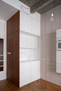 Nová kuchyně  (Rekonstrukce funkcionalistického bytu v Praze, architekt Martin Čeněk)