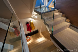 I. D. Arch, Půdní byt v jižních Čechách - foto