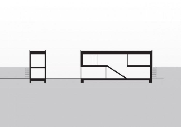 Dům ve Skrejši, Refuel works / Zbyněk Ryška, Jan Skoupý, Libor Šupler, řez podélný