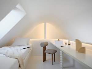 Interiér domu Oskar architekta Jana Žaloudka, realizovaný stavební firmou S-B (Dům Oskar architekta Jana Žaloudka, realizovaný stavební firmou S-B)
