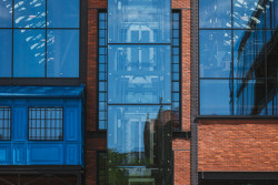 Revitalizace areálu varšavské elektrárny Powiśle architektonickým ateliérem APA Wojciechowski Architekci na živoucí městskou čtvrť