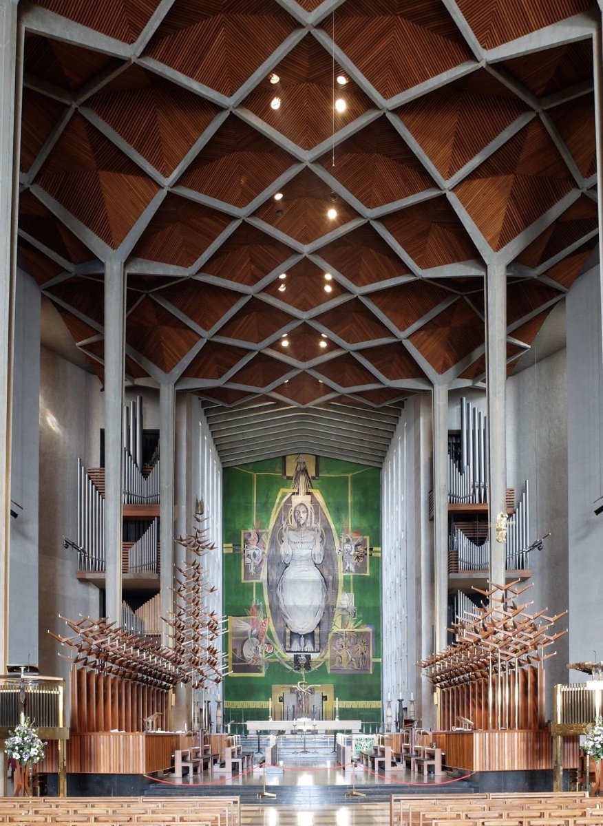 Coventry Cathedral na fotografii Adama Štěcha