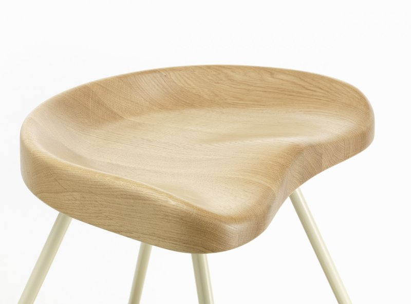 Stolička Tabouret N° 307, design: Jean Prouvé, 1951