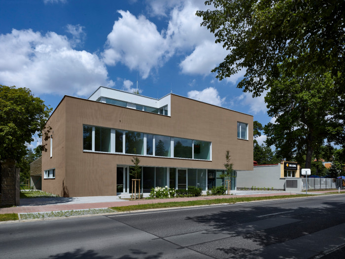 Bytový dům Klánovické Atrium, VYŠEHRAD atelier / Pavel Marek, Zdeněk Rychtařík, Martin Šafránek, Jiří Smolík, Vojtěch Lstibůrek